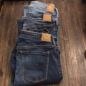 American Eagle jeans bundle 4 pairs